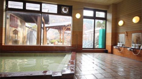 Large communal bath (Tsugamine-no-Yu.)