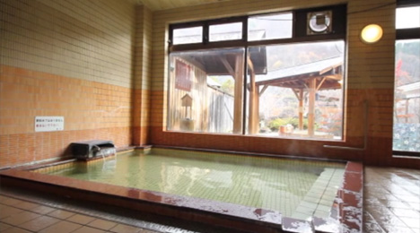 Large communal bath (Tsugamine-no-Yu.)